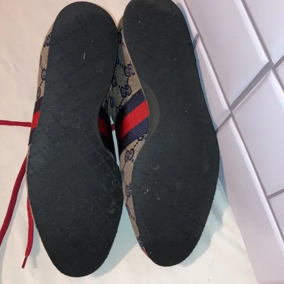 COPY - Authentic Gucci Vintage Sneakers - Picture 11 of 11